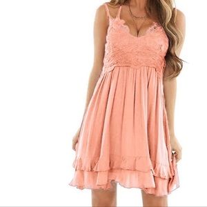 NWT Lace & chiffon pink dress - small